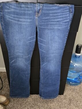 torrid Women's Boot Cut Jeans - Blue Wash